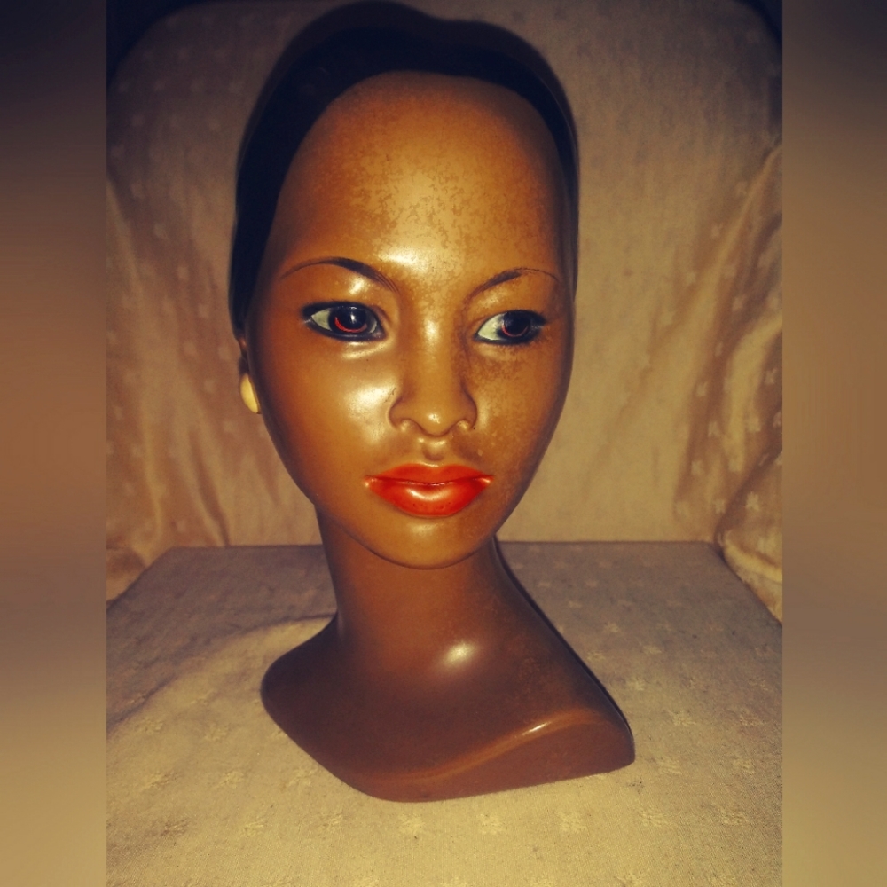 Vintage Chalkeware Bust